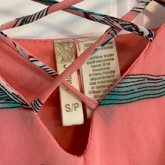 Floral Print Strappy Top - Picture 2 of 3